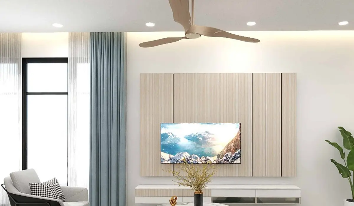 42 inch ceiling fan in a spaceous living room